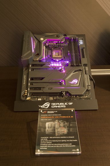 ROG Maximus VIII Formula gaming motherboard