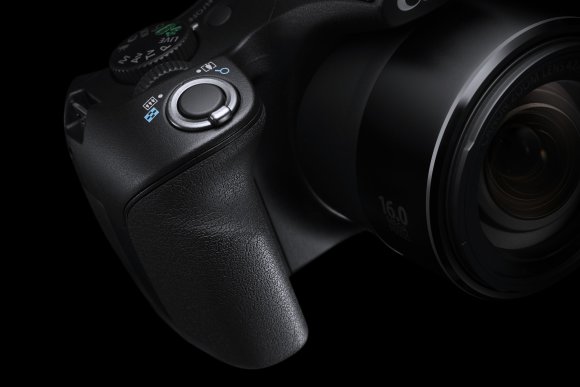 SX520_HS_Beauty 1