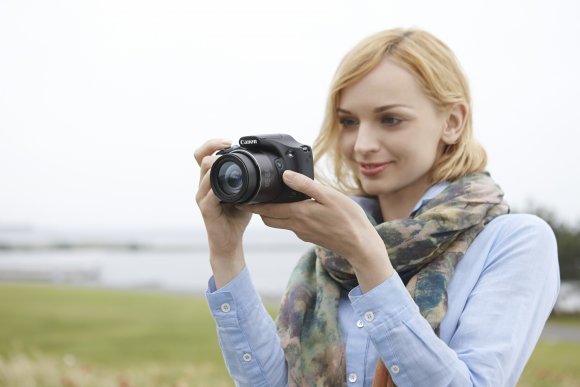 SX520_HS Lifestyle 3